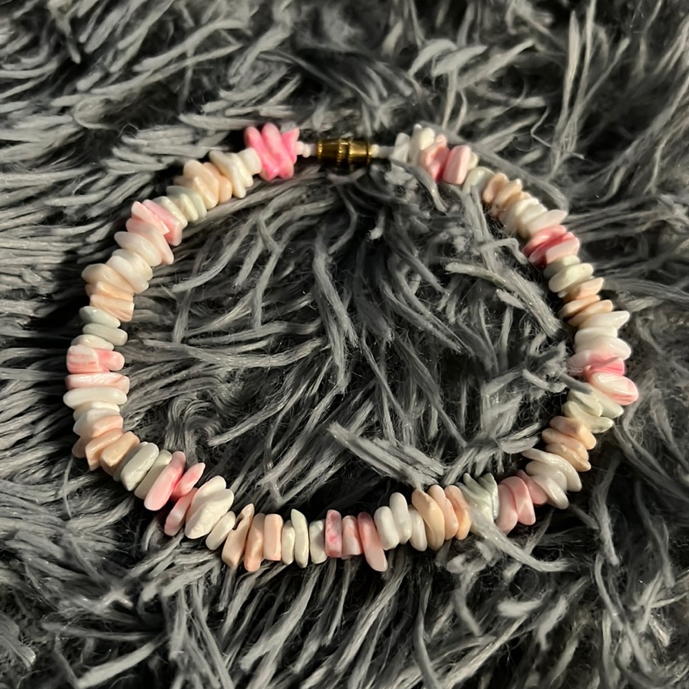 shell bracelet
